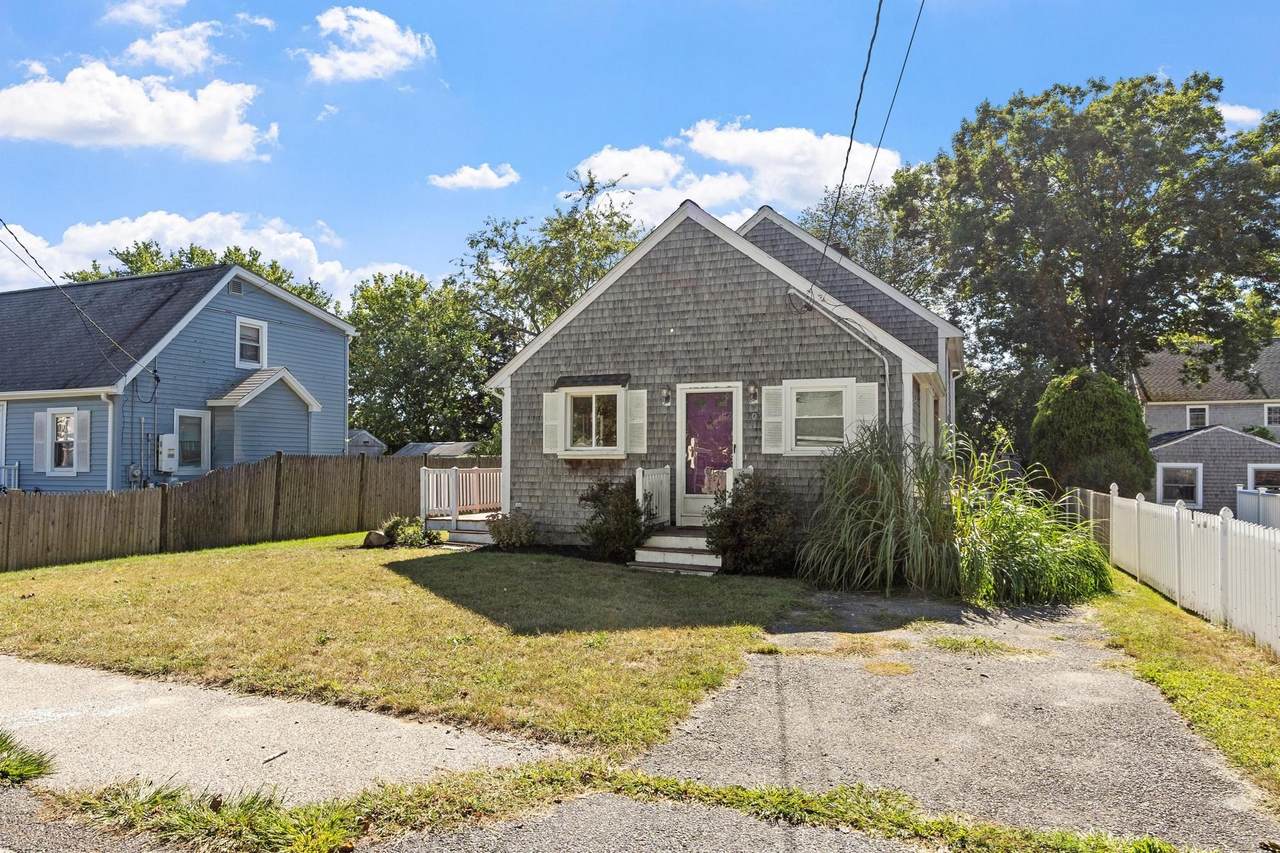 103 Allan Street - Photo 1