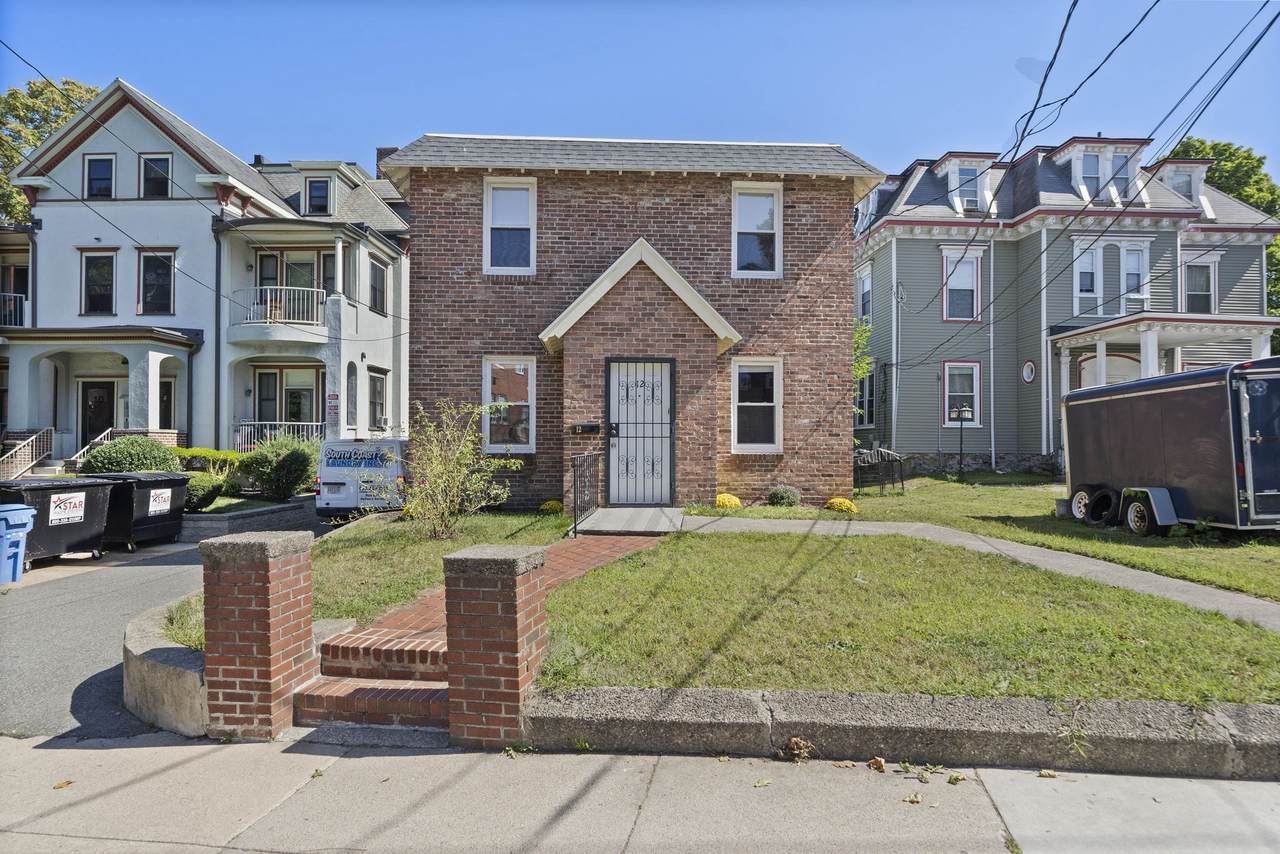 12 Bellevue St - Photo 1