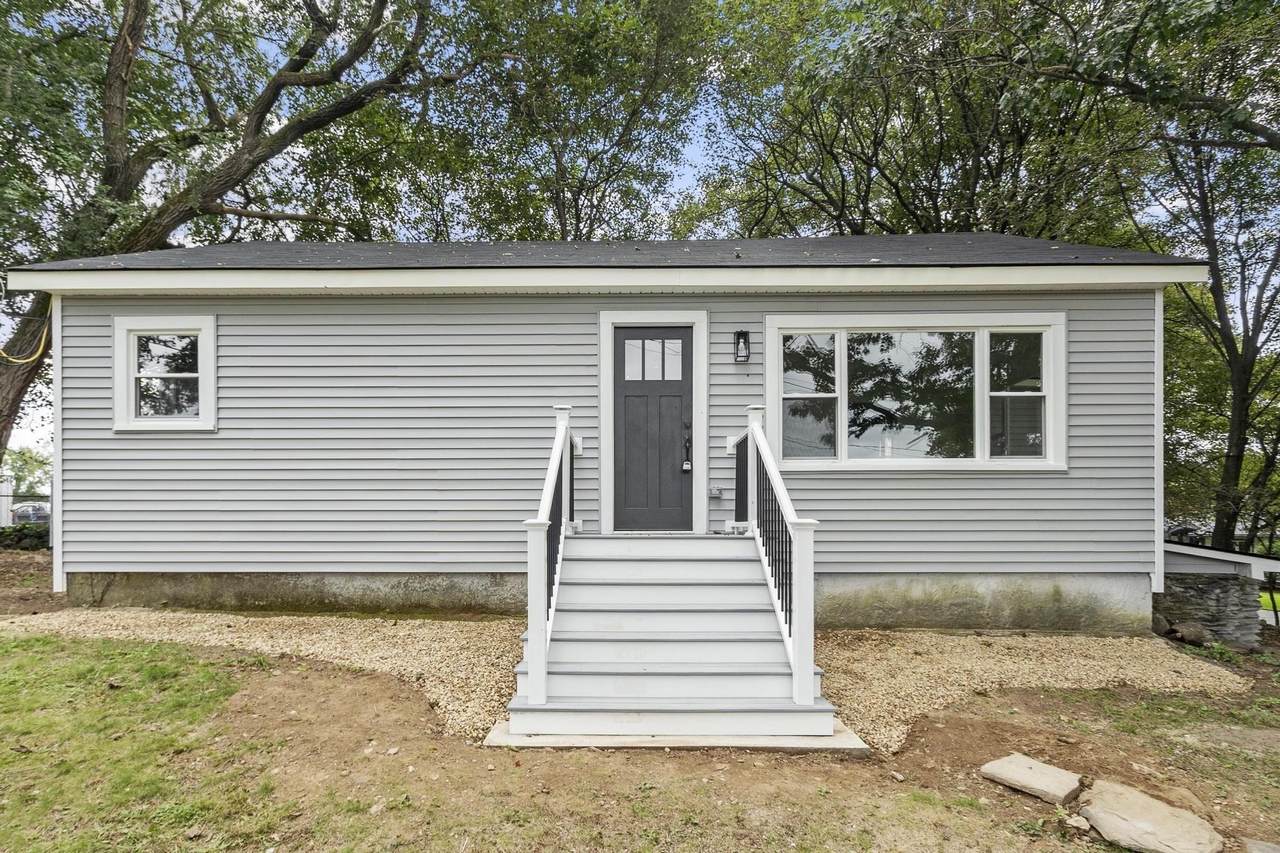 186 Pleasant St - Photo 1
