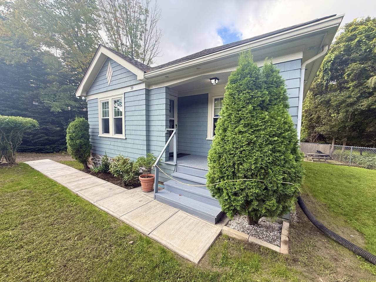 39 Main St - Photo 1