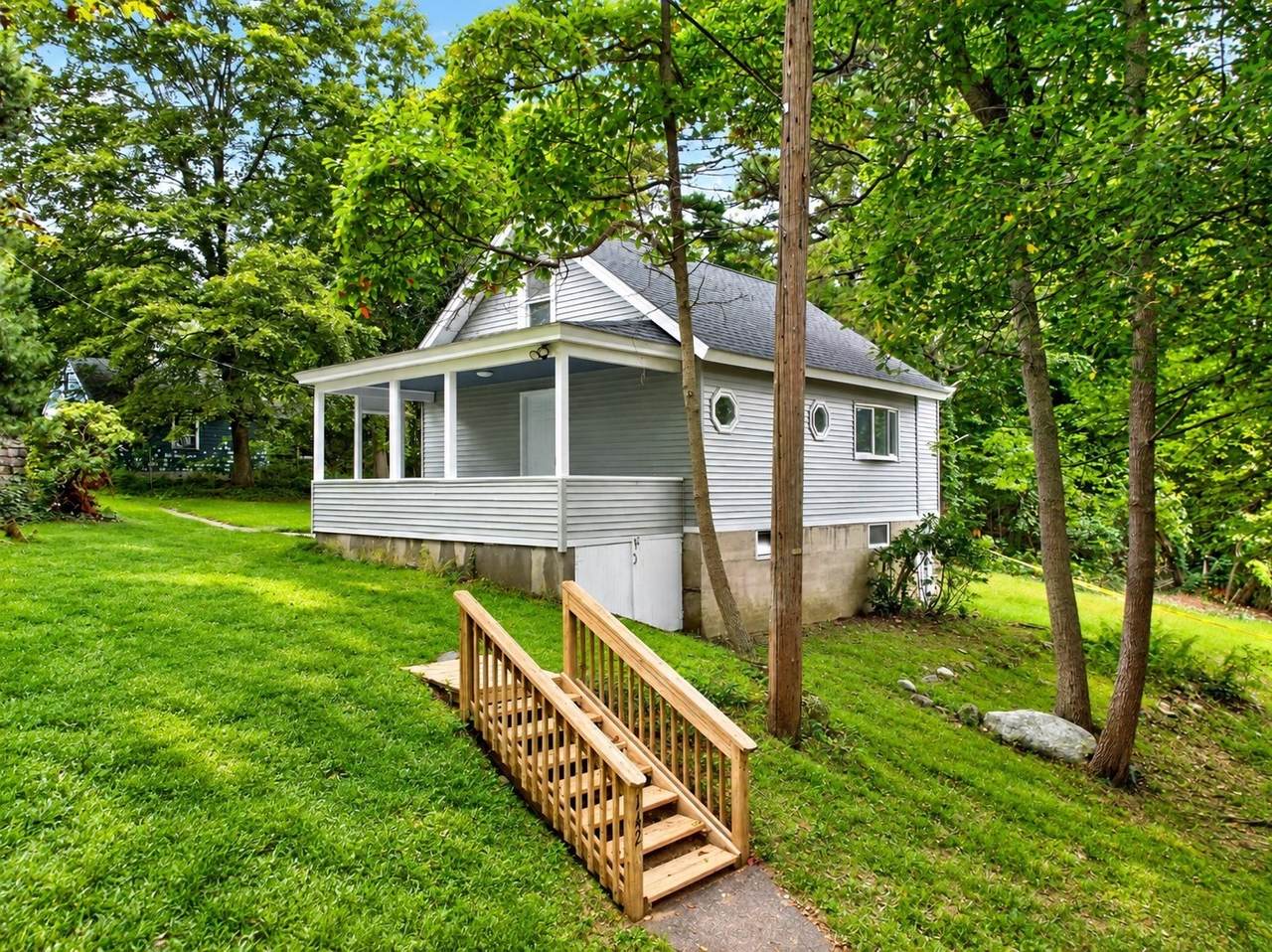 142 May St - Photo 1