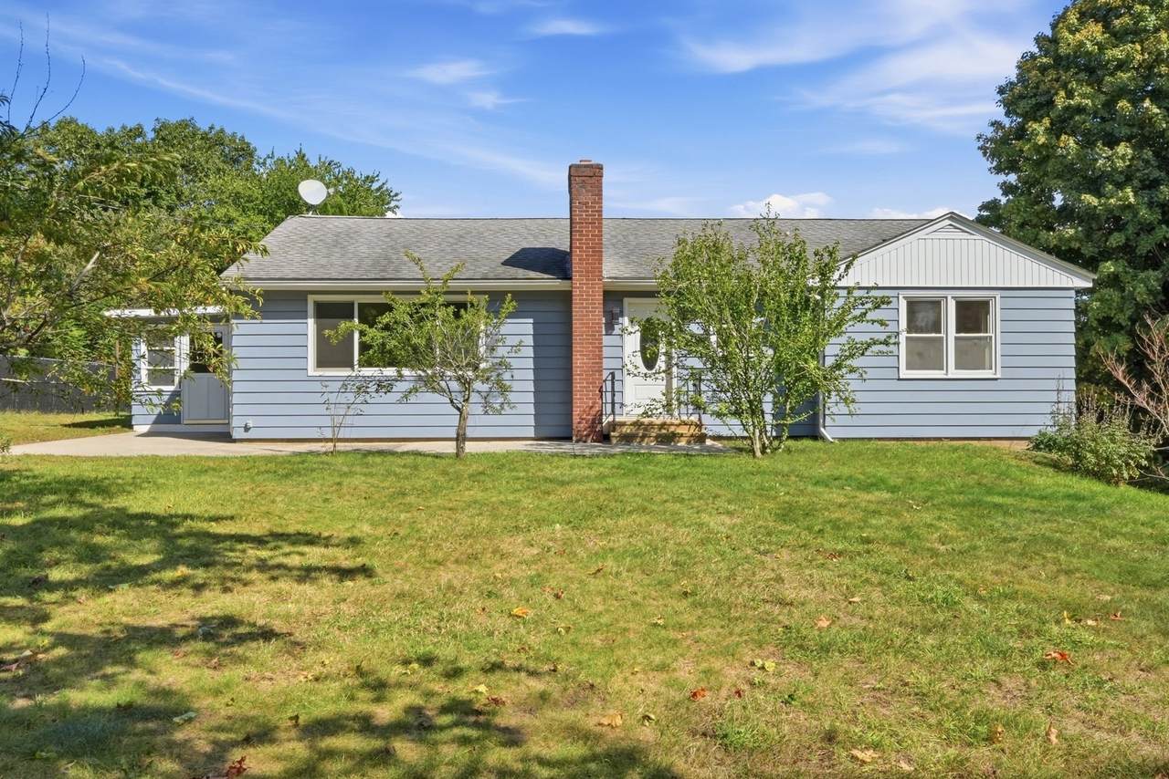 107 South St - Photo 1