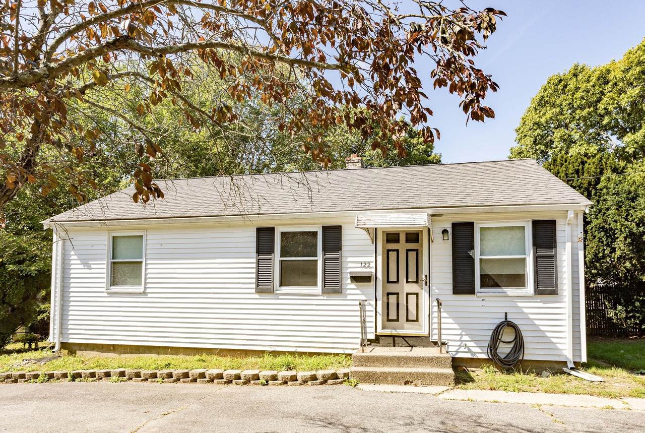 122 Algonquin St - Photo 1