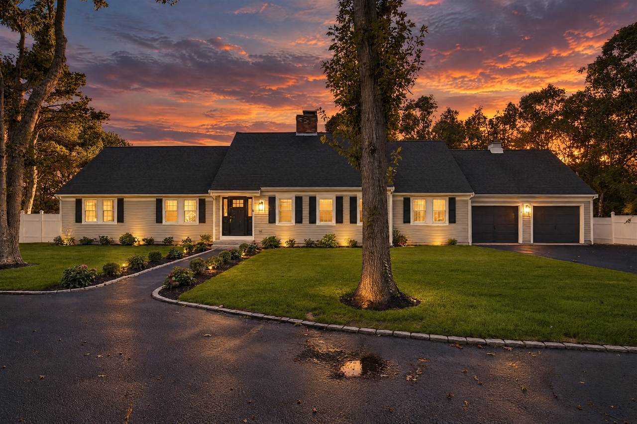 1155 Santuit Newtown Rd - Photo 1
