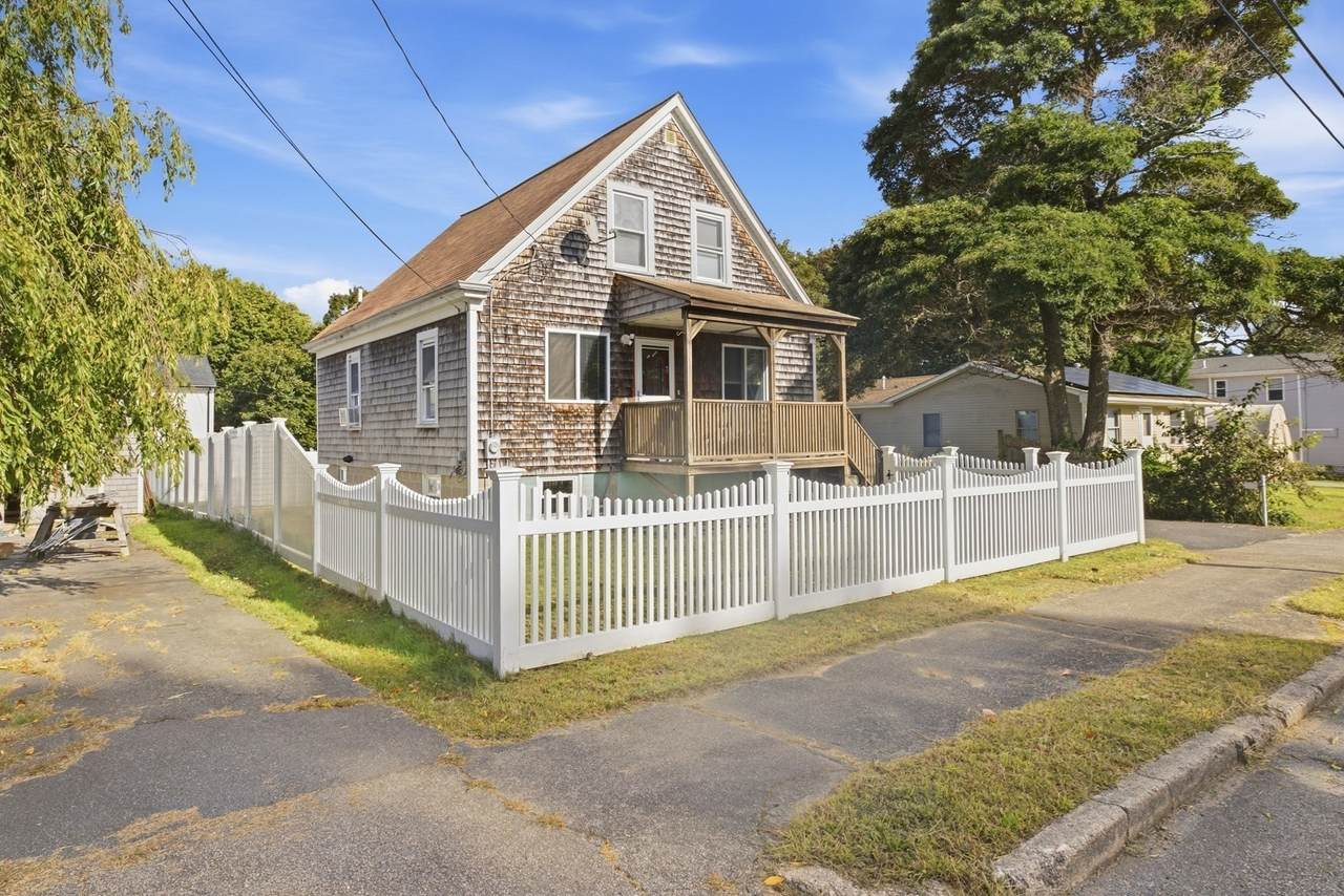 38 Gifford Ave - Photo 1