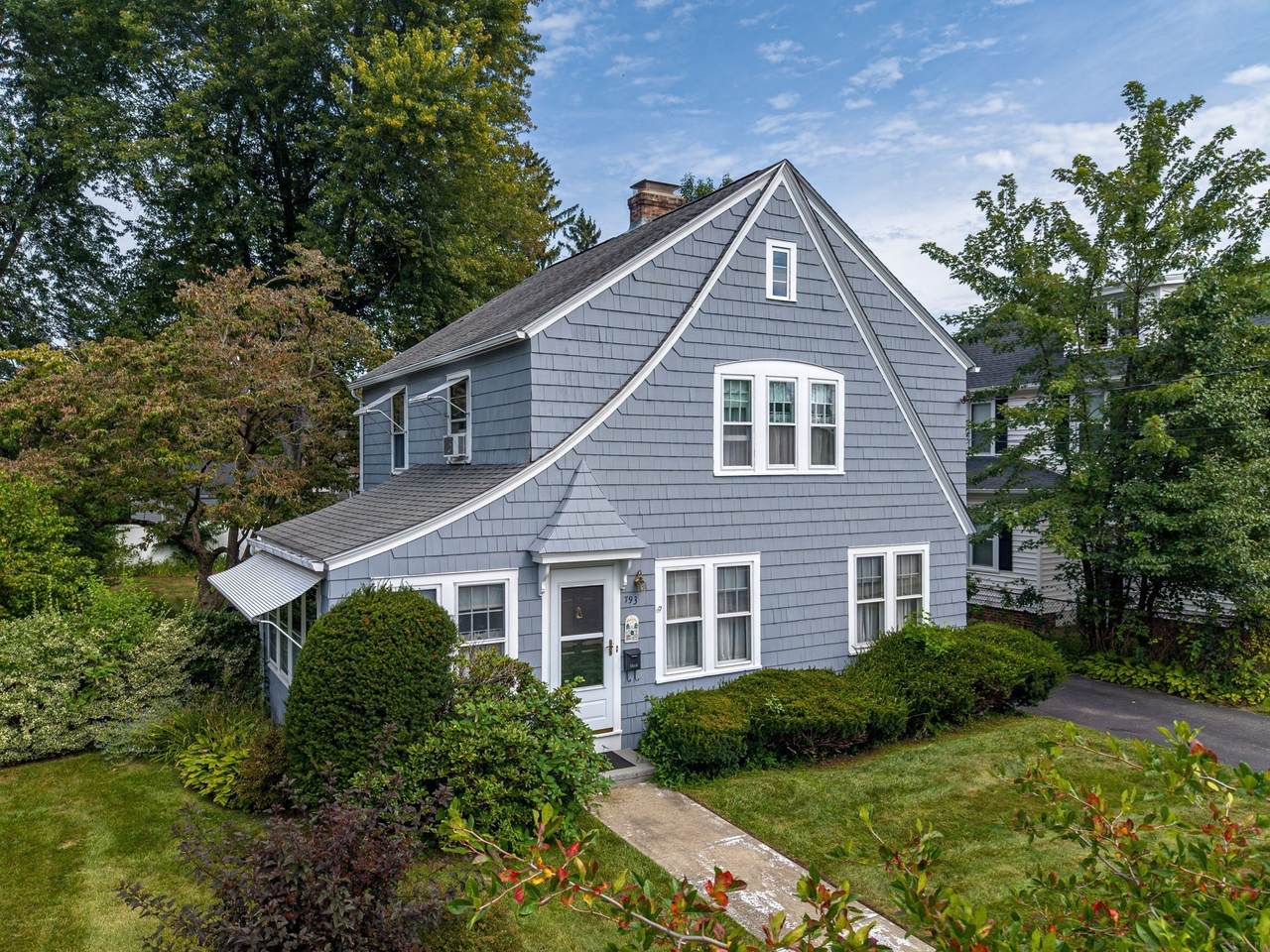 793 Allen St - Photo 1