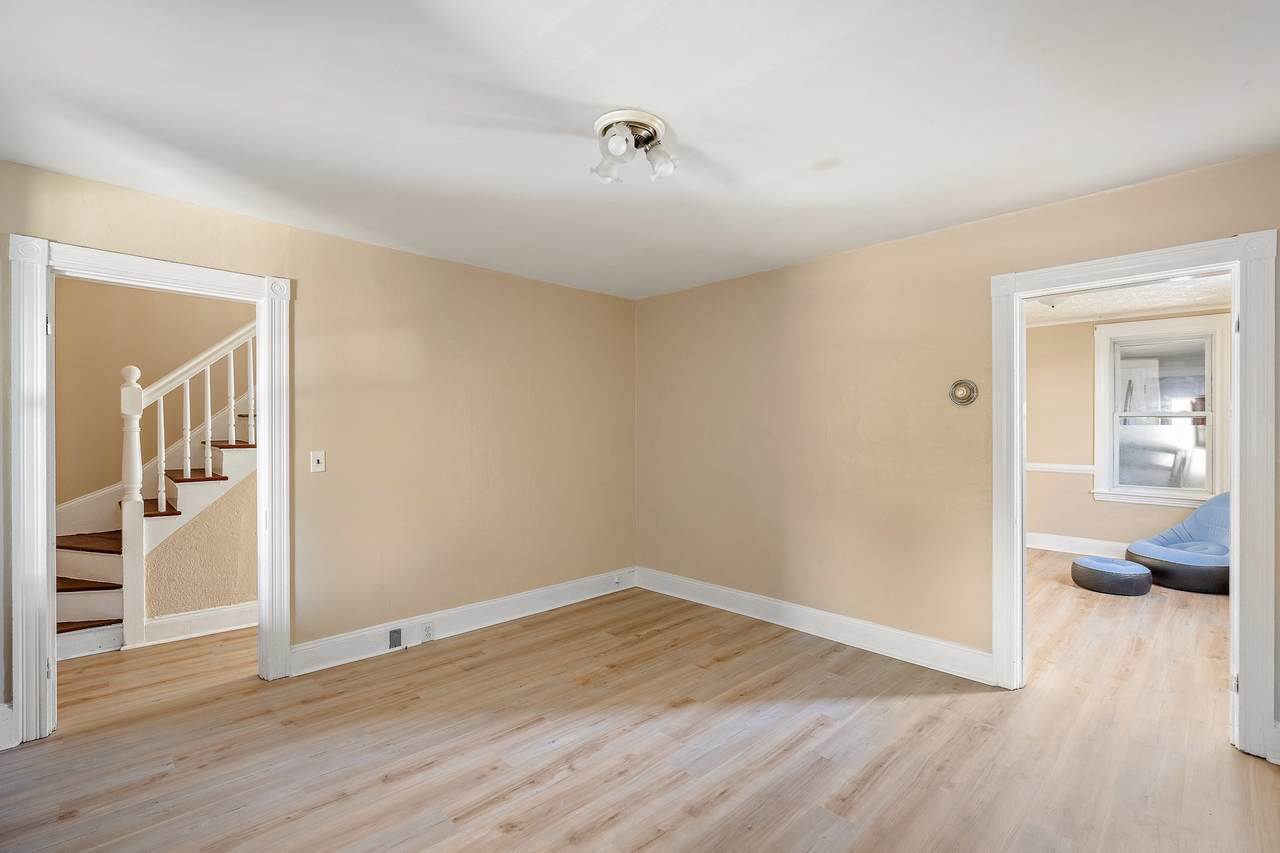 100 Fremont St - Photo 1