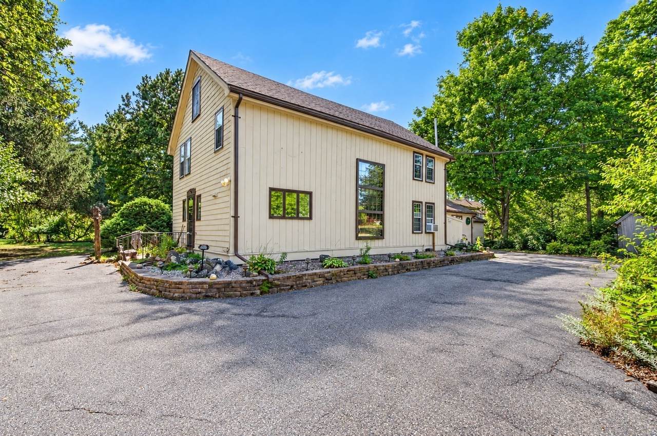 184 Centre St. - Photo 1
