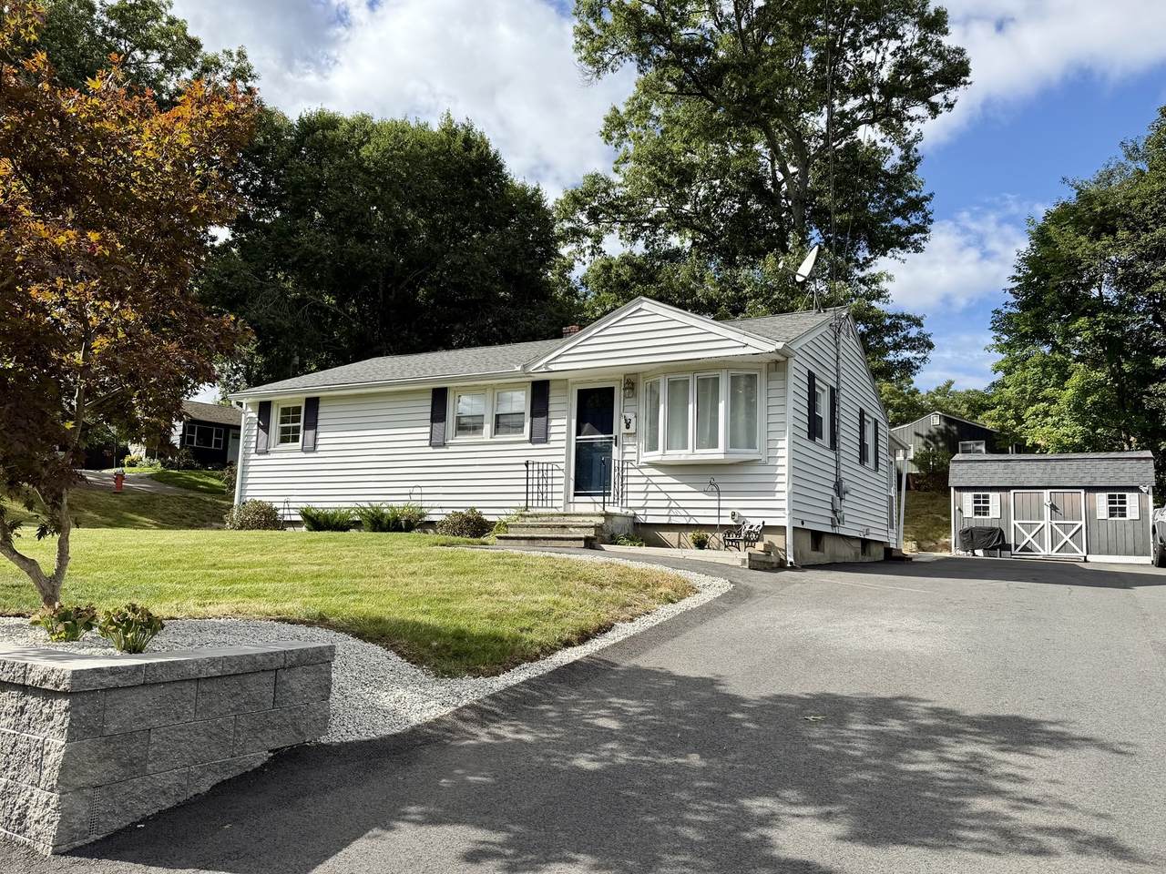 82 Walnut St - Photo 1