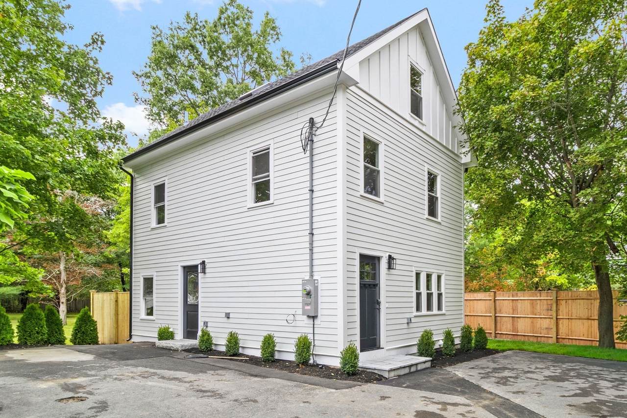 22 Belknap Court - Photo 1