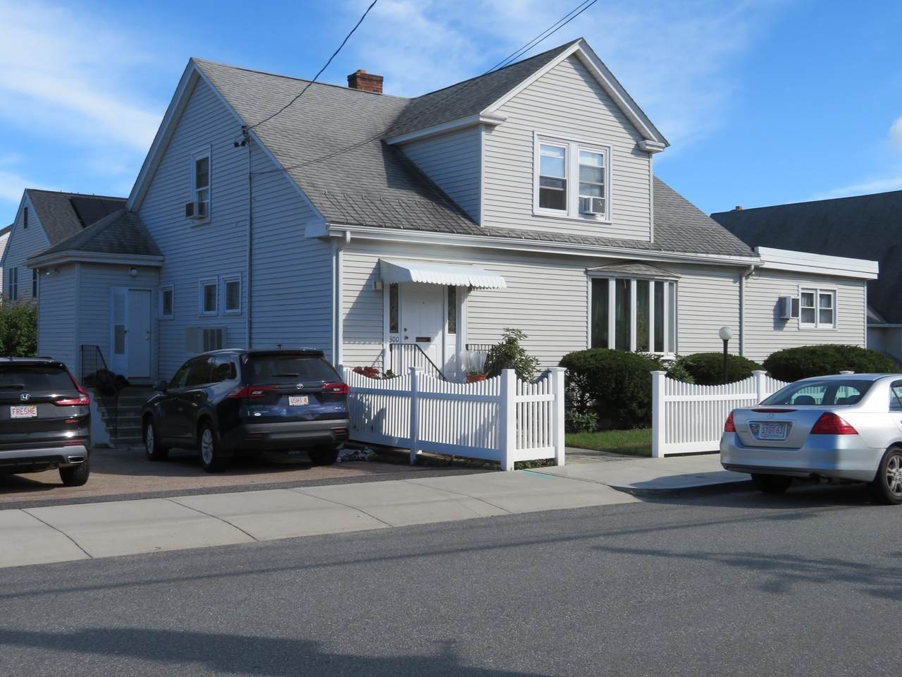 300 Manet Ave - Photo 1
