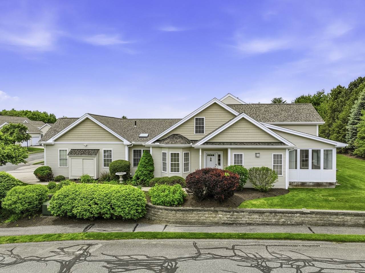 70 Orchard Meadow Dr - Photo 1