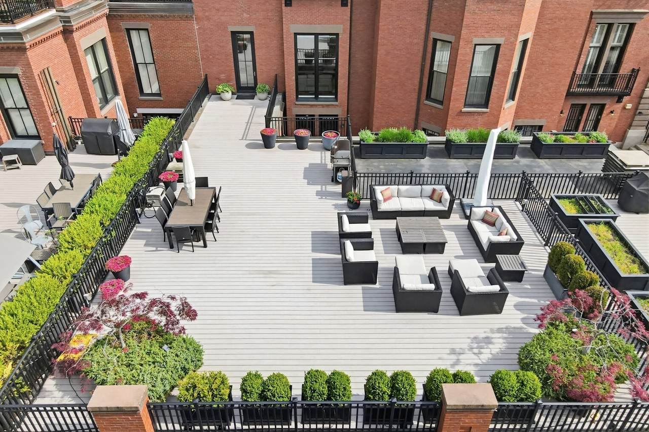 128 Beacon Street - Photo 1