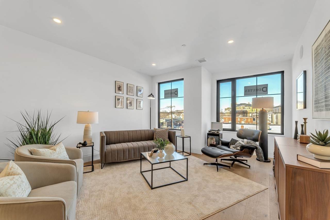 https://bt-photos.global.ssl.fastly.net/mlspin/1280_boomver_2_73539484_2.jpg