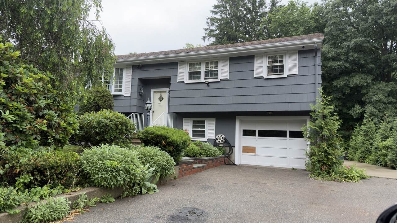 260 Pearl St - Photo 1