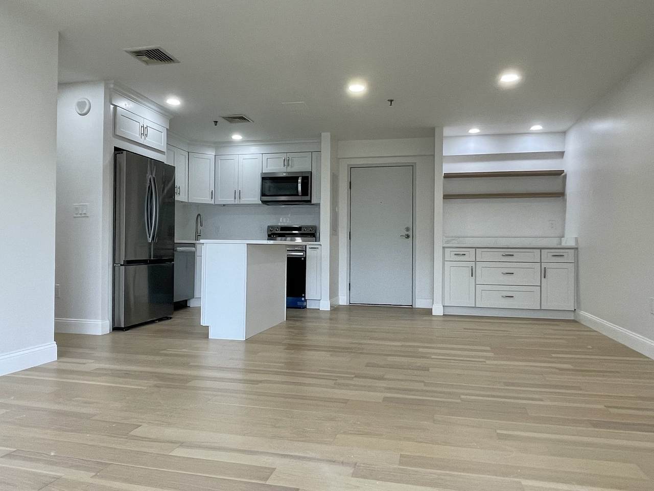 500 Washington St - Photo 1
