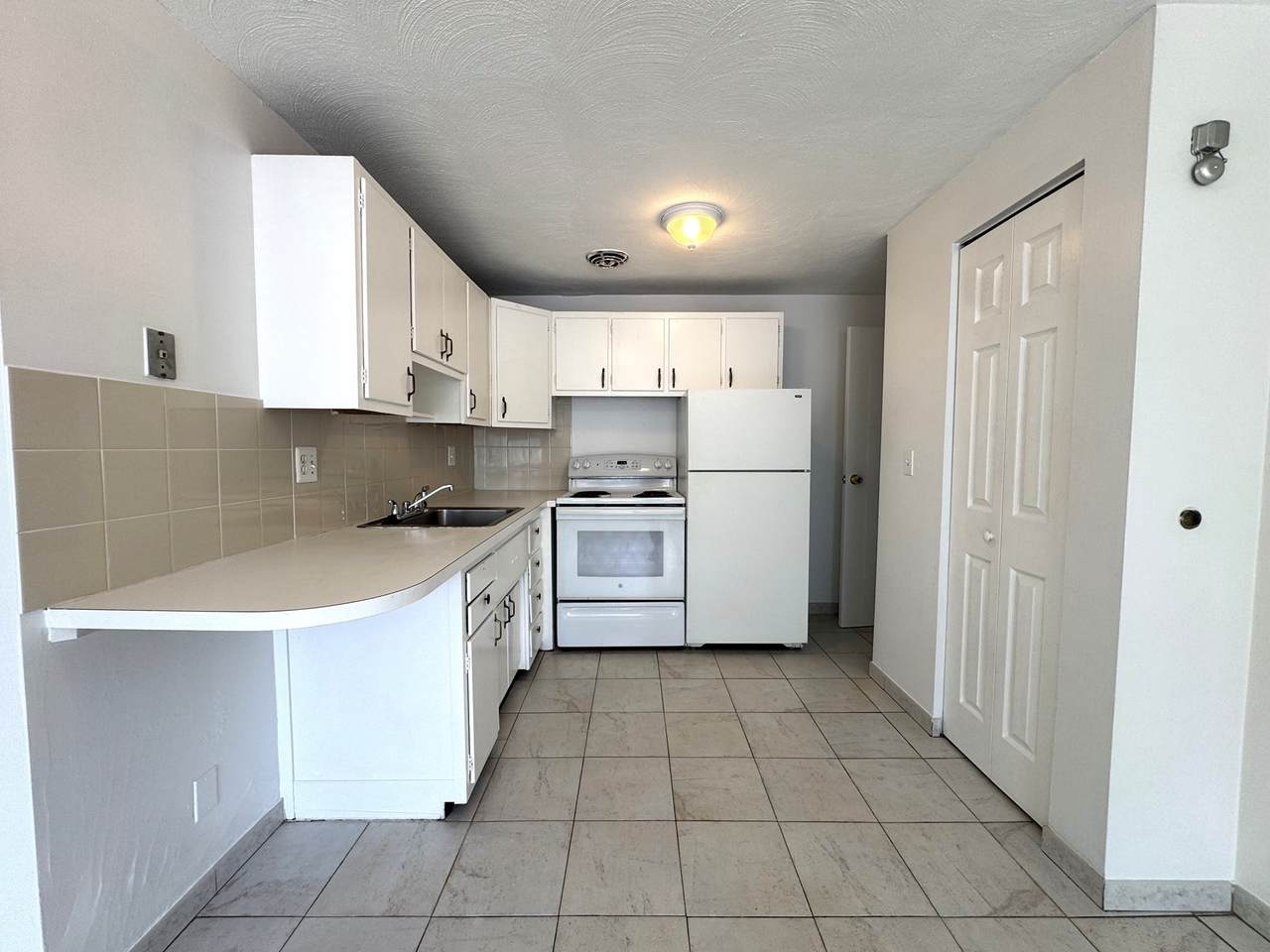 5 Carey Ave - Photo 1