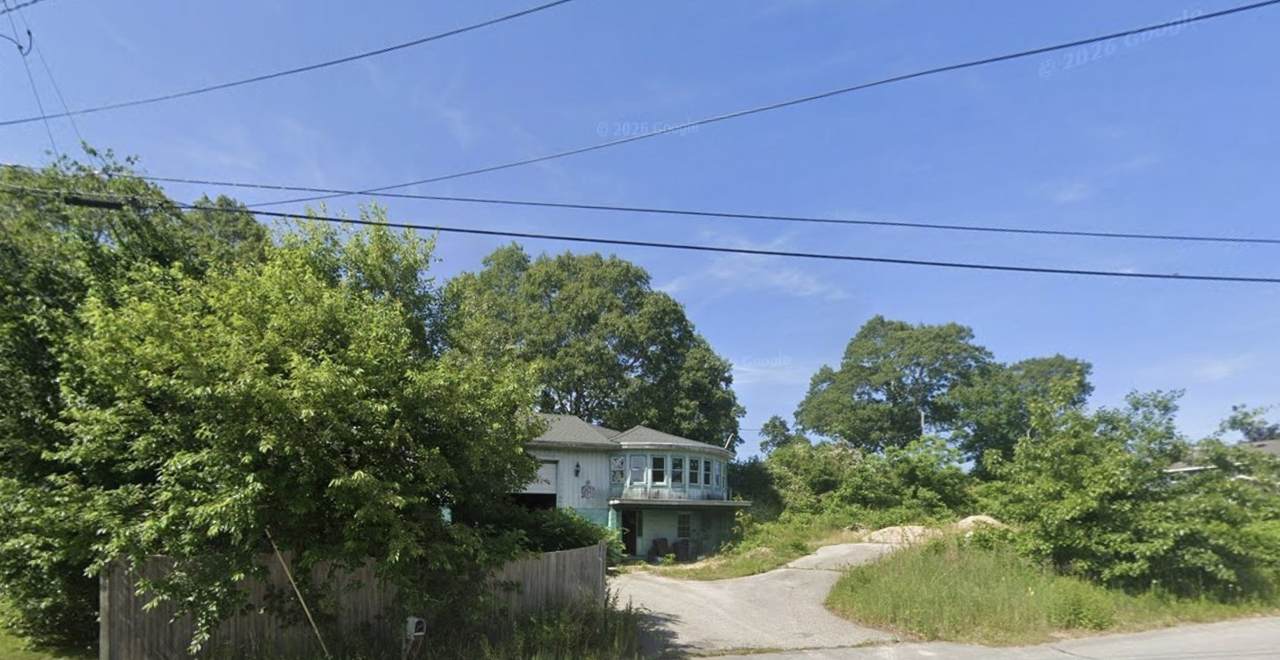 3 Clearwater Drive - Photo 1