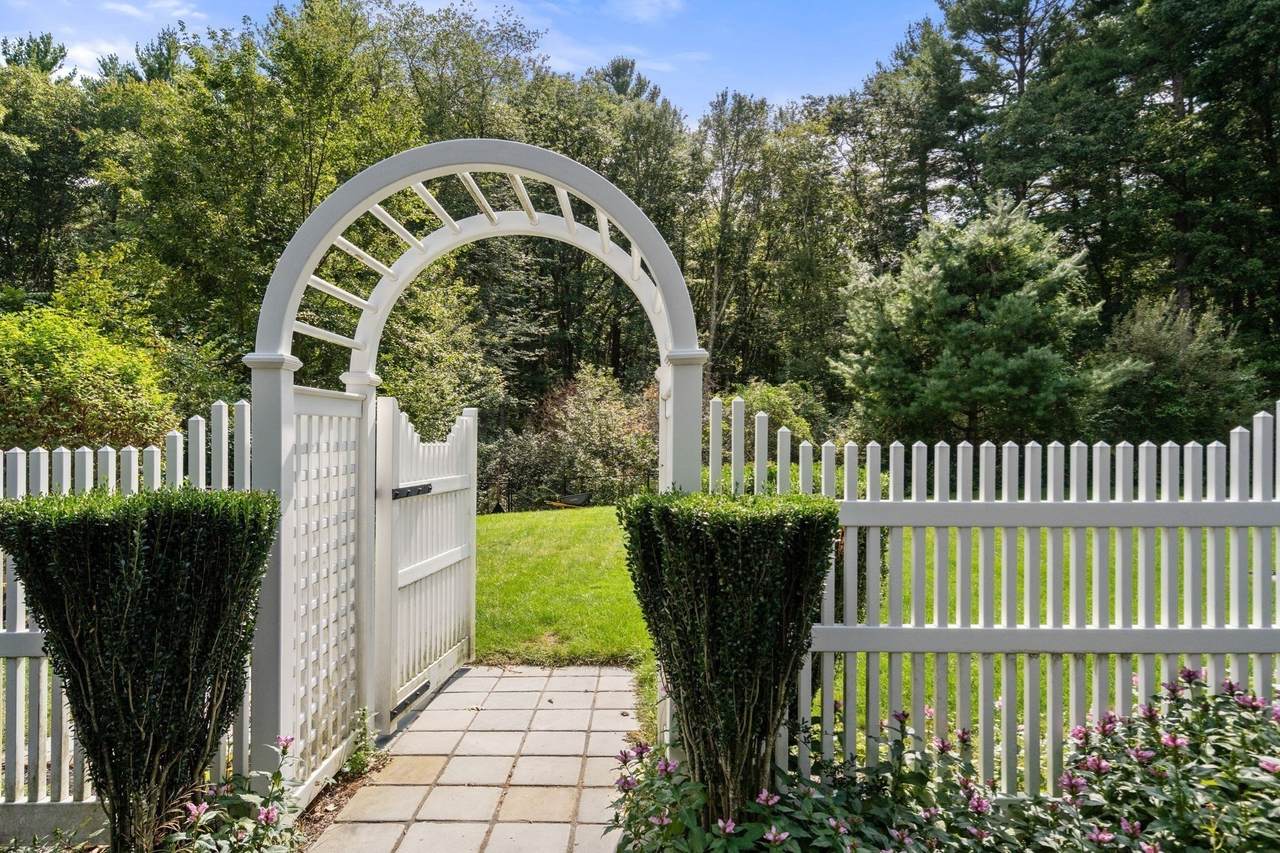681 High Street - Photo 1