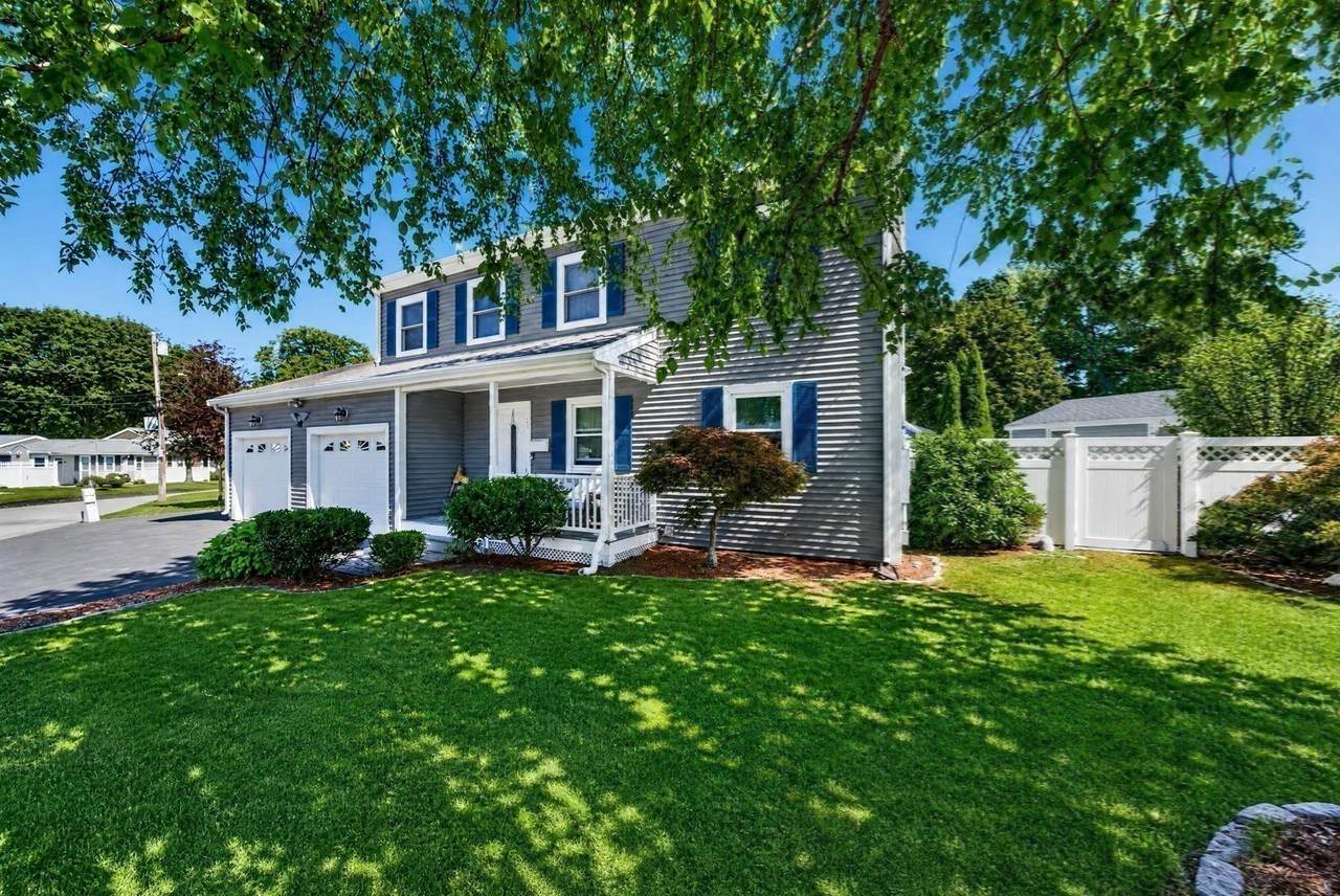 11 Pilgrim Rd - Photo 1