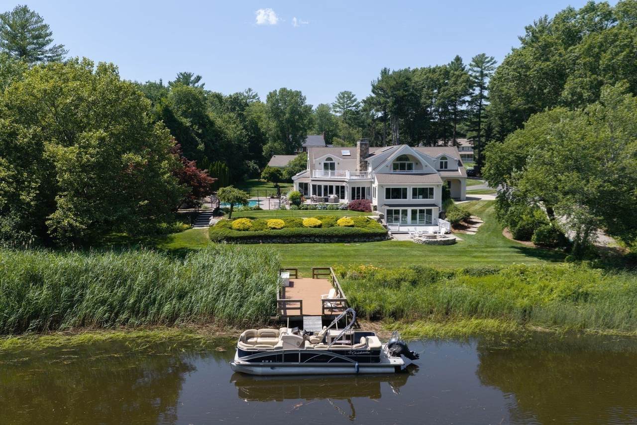 112 River Rd - Photo 1