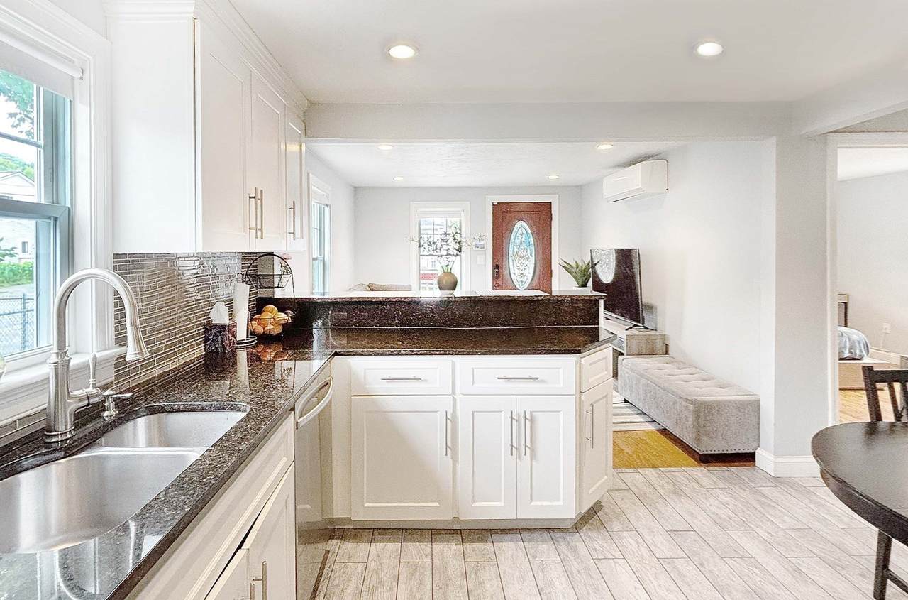 44 Harmon St - Photo 1