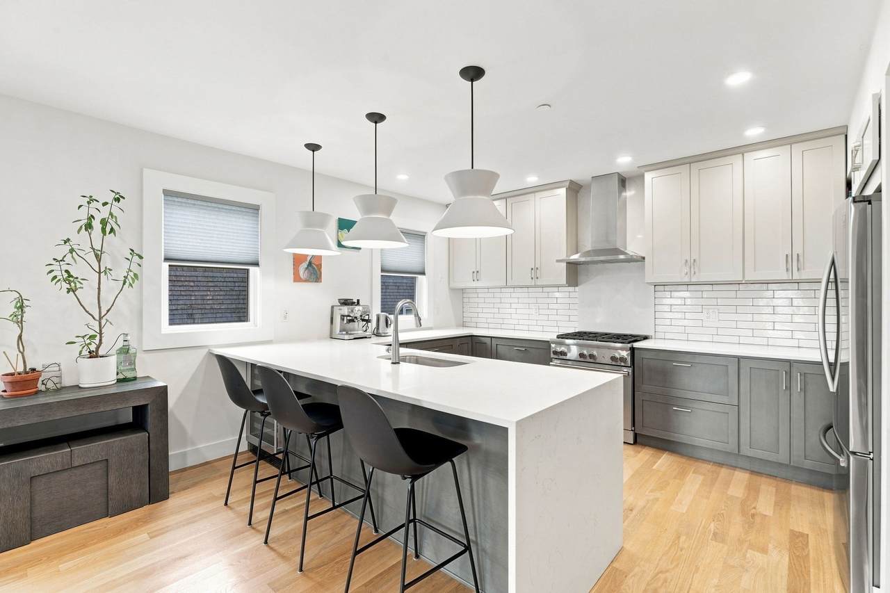 34 Heath St - Photo 1