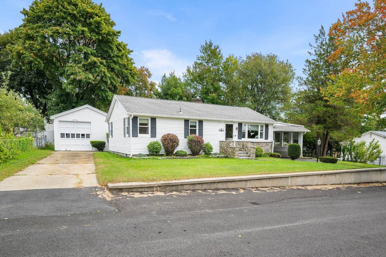 14 Deluca Road - Photo 1