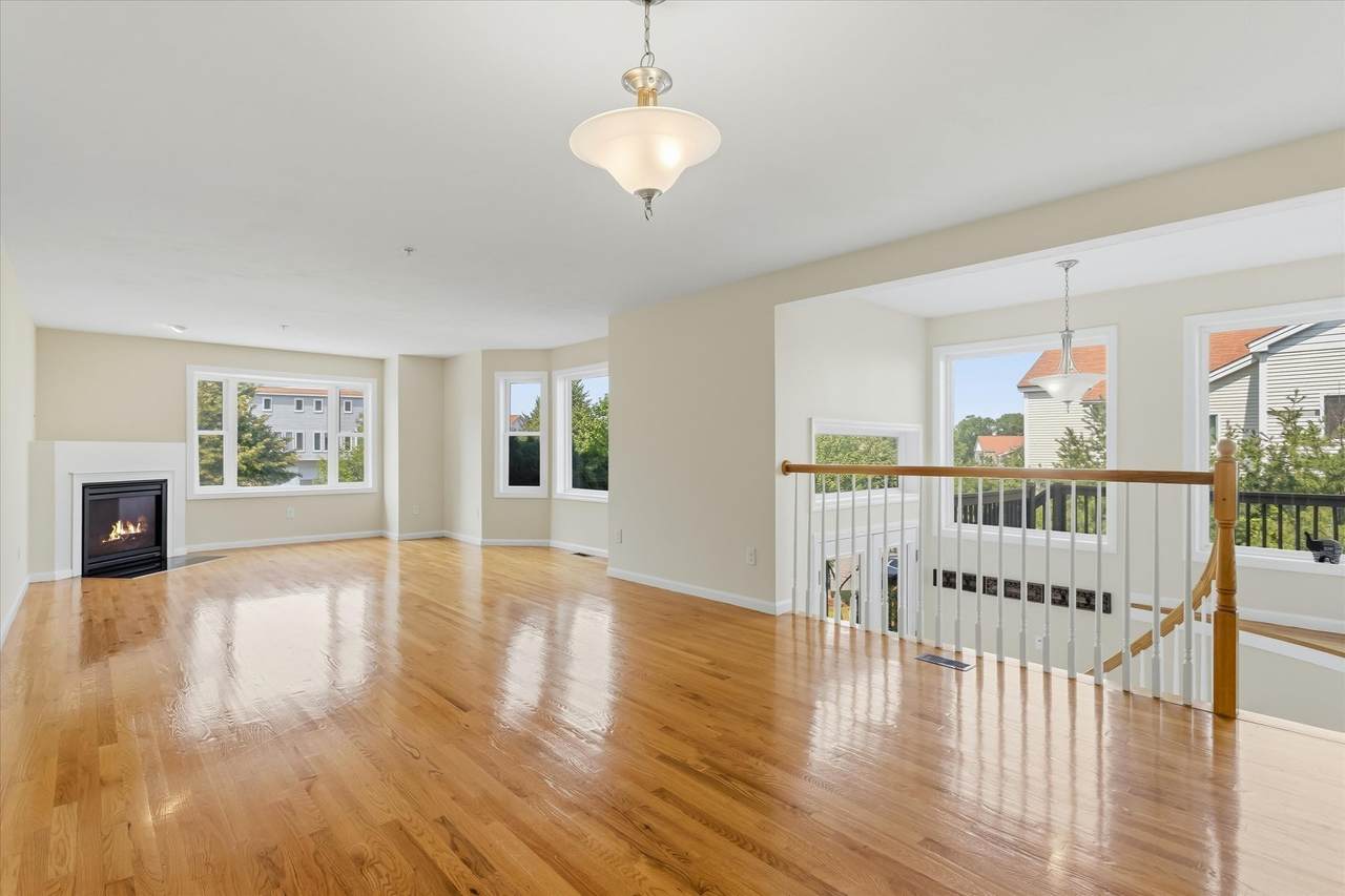 354 America Blvd - Photo 1