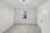 38 Colonial - Photo 21