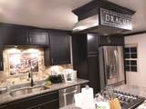 102 Malwood Ave - Photo 2