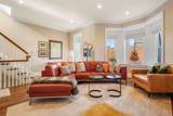 9 Columbus Square - Photo 15