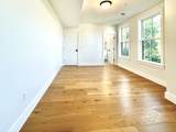 165 Everett St - Photo 13