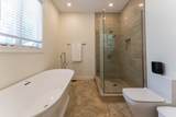 38 Woodvue Rd - Photo 17