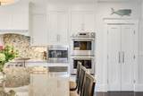 25 Glover Square - Photo 12