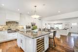 25 Glover Square - Photo 14