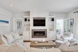 25 Glover Square - Photo 15