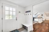 25 Glover Square - Photo 21