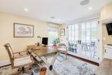 25 Glover Square - Photo 24