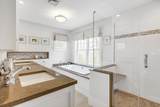 25 Glover Square - Photo 33