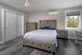 296 Huttleston Ave - Photo 4