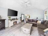 34 Davis St - Photo 5