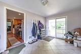 21 Riverside Dr - Photo 3