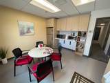 687 Highland Ave - Photo 2