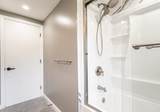 47 Bark St - Photo 18