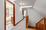 588 Peakham Rd - Photo 22