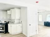 260 Chestnut St - Photo 4