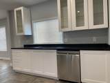 13 Lexington St - Photo 3
