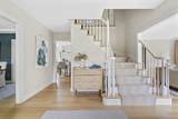 140 Colonial Ave - Photo 2