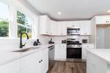 52 Lincoln Street - Photo 3